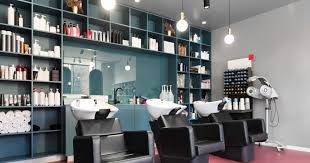 Innovative Salon Retail Display Ideas to Boost Customer Engagement